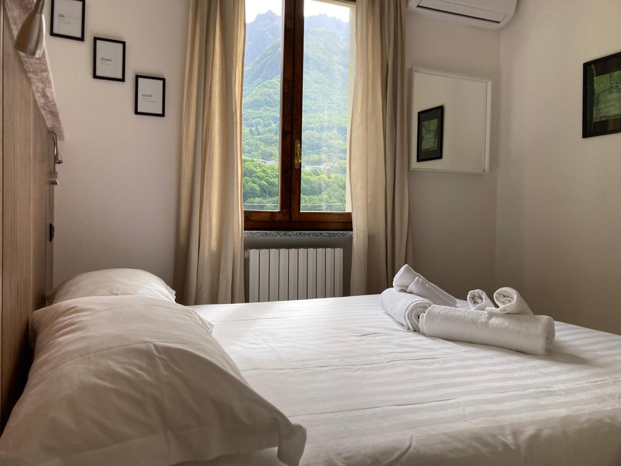 Villa Sasso Cavallo 曼代洛-德尔拉里奥 外观 照片